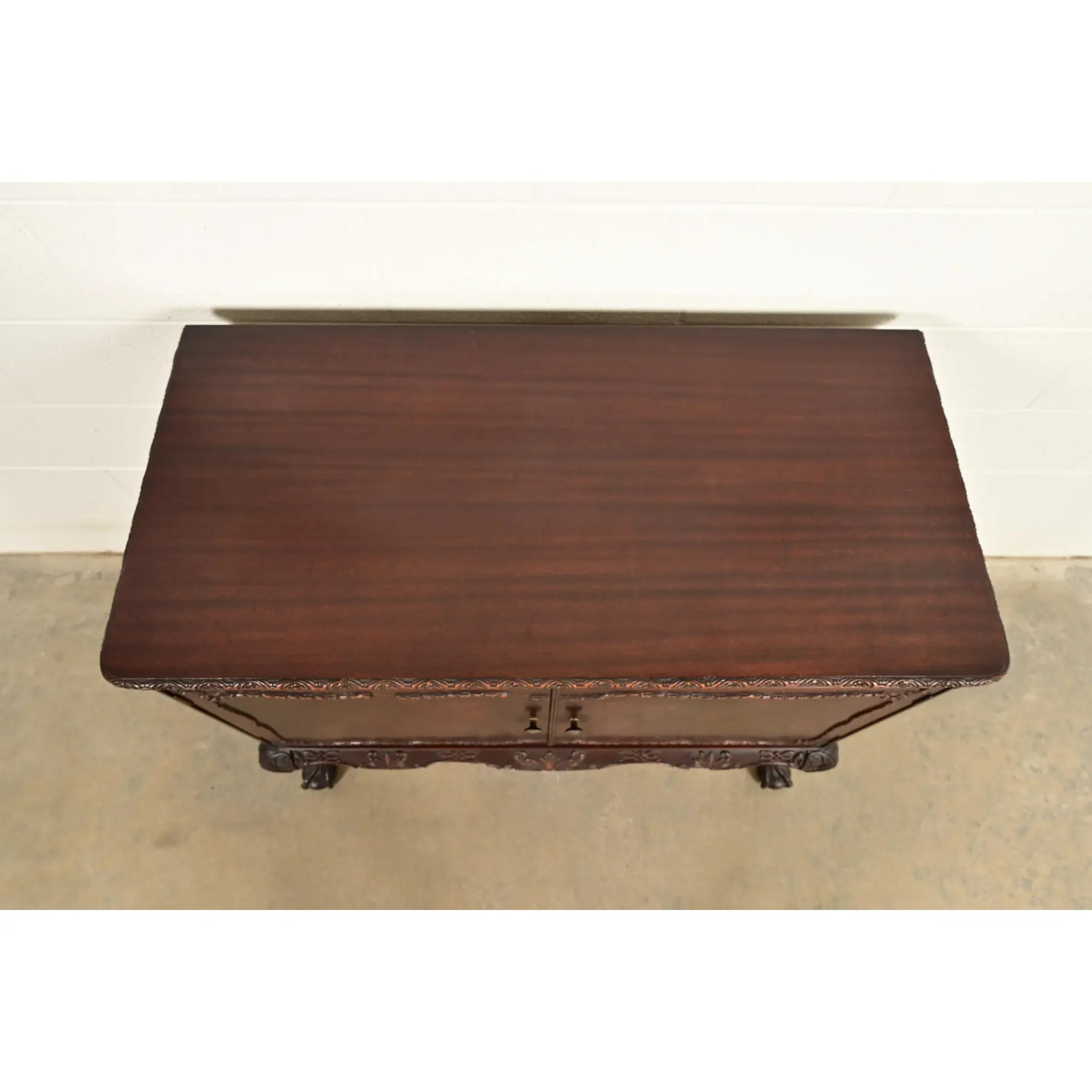 Romweber Antique Chippendale Carved Flame Mahogany Buffet Server or Bar Cabinet, Circa 1920s - Image 11
