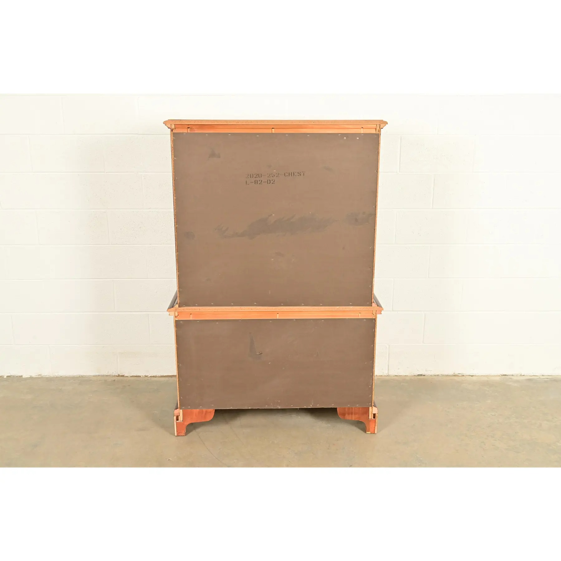 Chippendale Carved Mahogany Serpentine Front Six-Drawer Highboy Dresser - Image 14