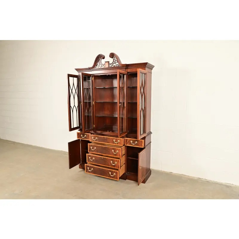 Councill Craftsmen Georgian Banded Flame Mahogany Lighted Breakfront Bookcase Cabinet - Image 6