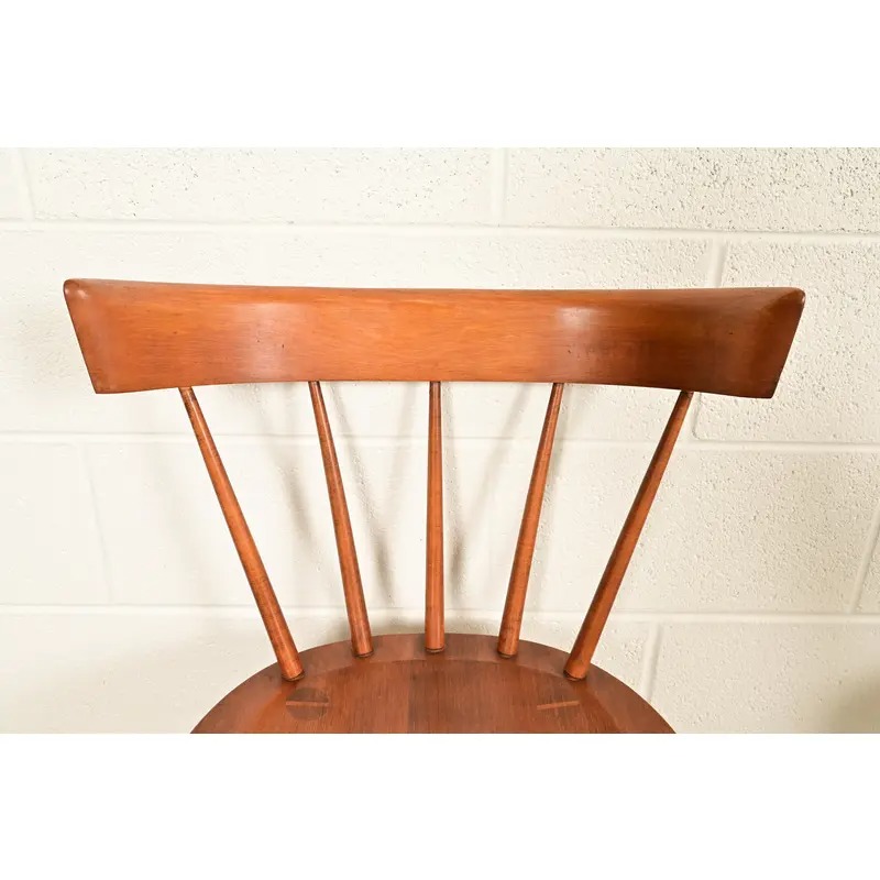 Paul McCobb Planner Group Mid-Century Modern Spindle Back Side Chairs or Dining Chairs, Pair - Image 6