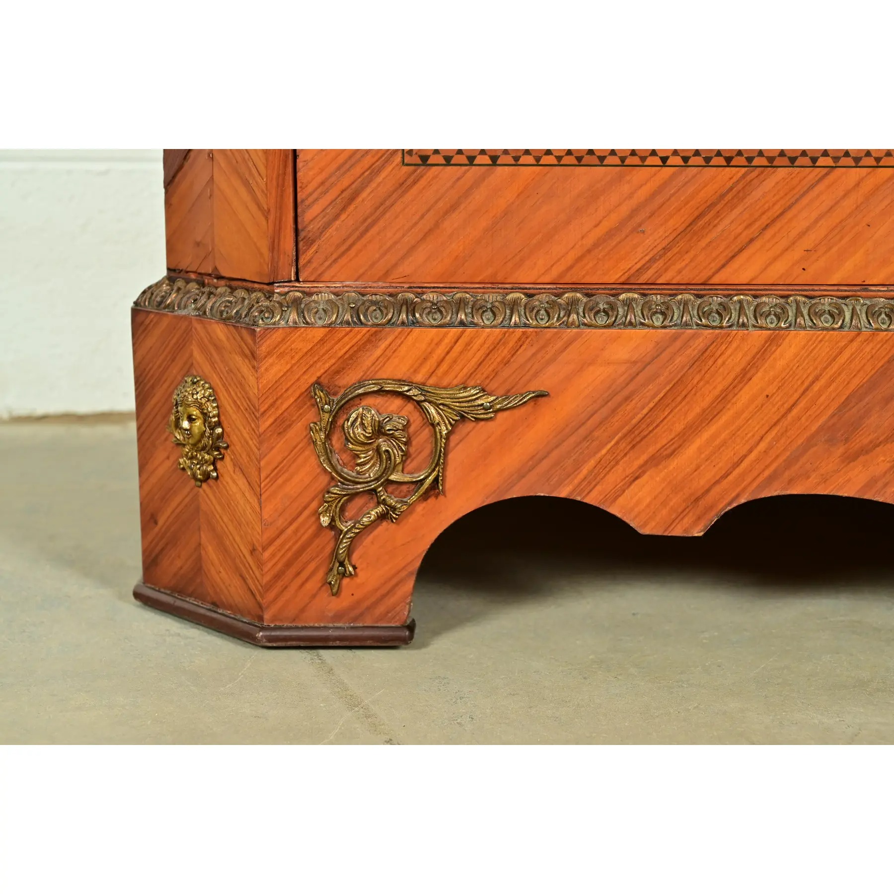 Paul Sormani Style French Regency Louis XVI Kingwood Inlaid Marquetry Marble Top Commode With Mounted Gilt Bronze Ormolu - Image 12