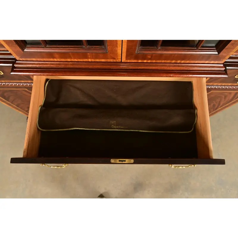 Councill Craftsmen Georgian Banded Flame Mahogany Lighted Breakfront Bookcase Cabinet - Image 7