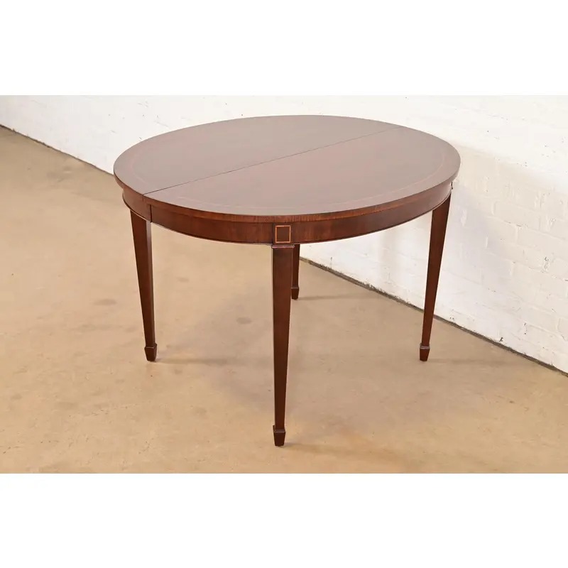 Kindel Furniture Federal Banded Mahogany Extension Dining Table, Newly Refinished - Image 7