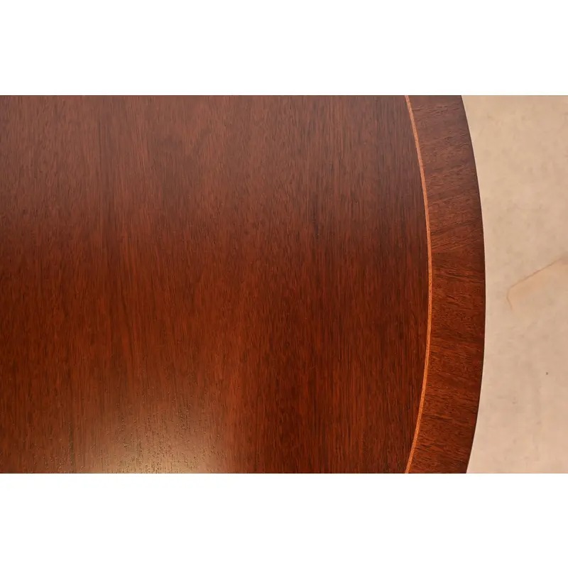 Kindel Furniture Federal Banded Mahogany Extension Dining Table, Newly Refinished - Image 9