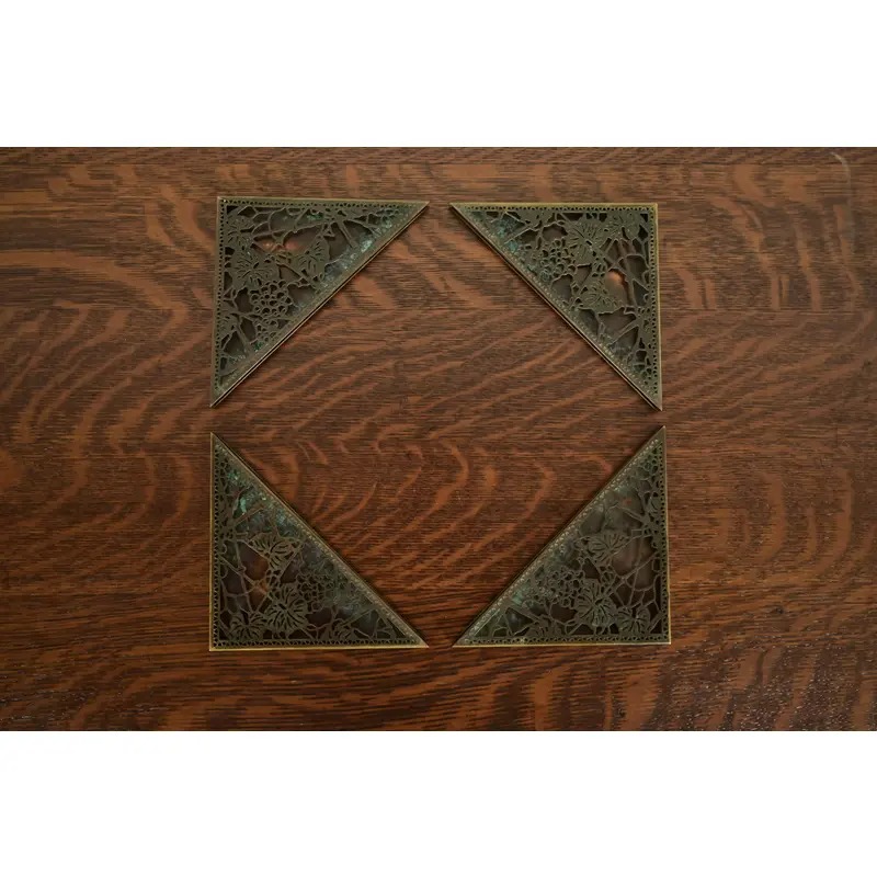Tiffany Studios New York Grapevine Bronze Blotter Corners With Leather Desk Blotter - Image 9