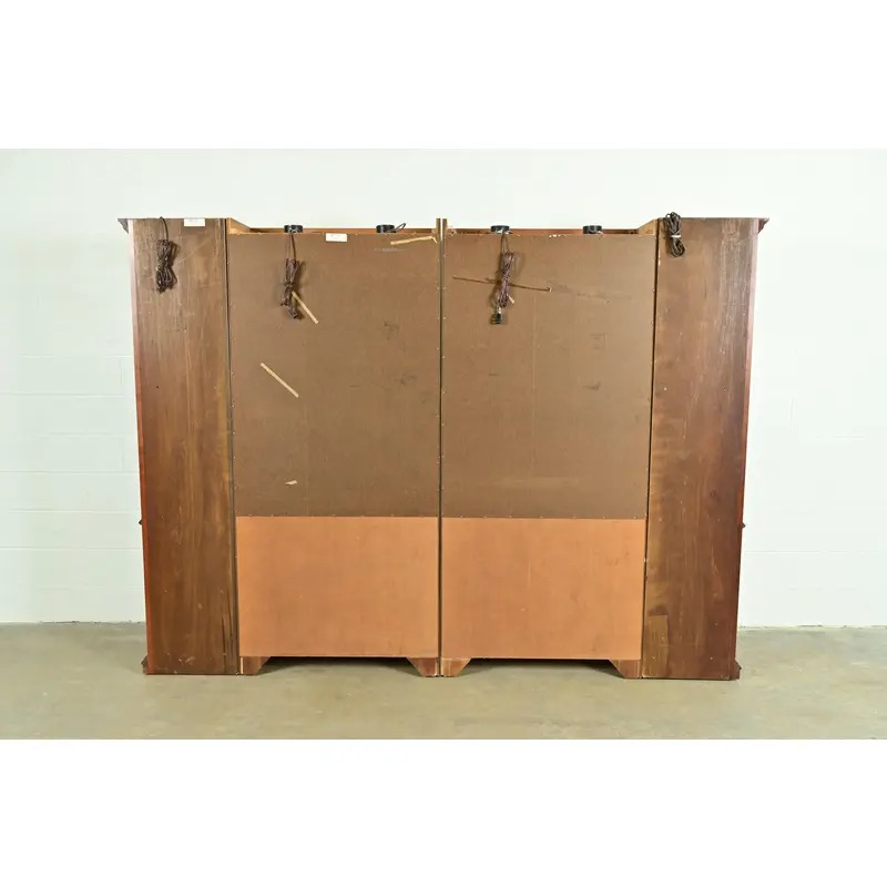 Thomasville Georgian Carved Cherry Wood Lighted Breakfront Bookcase or Display Cabinet - Image 10