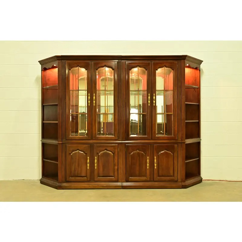 Thomasville Georgian Carved Cherry Wood Lighted Breakfront Bookcase or Display Cabinet