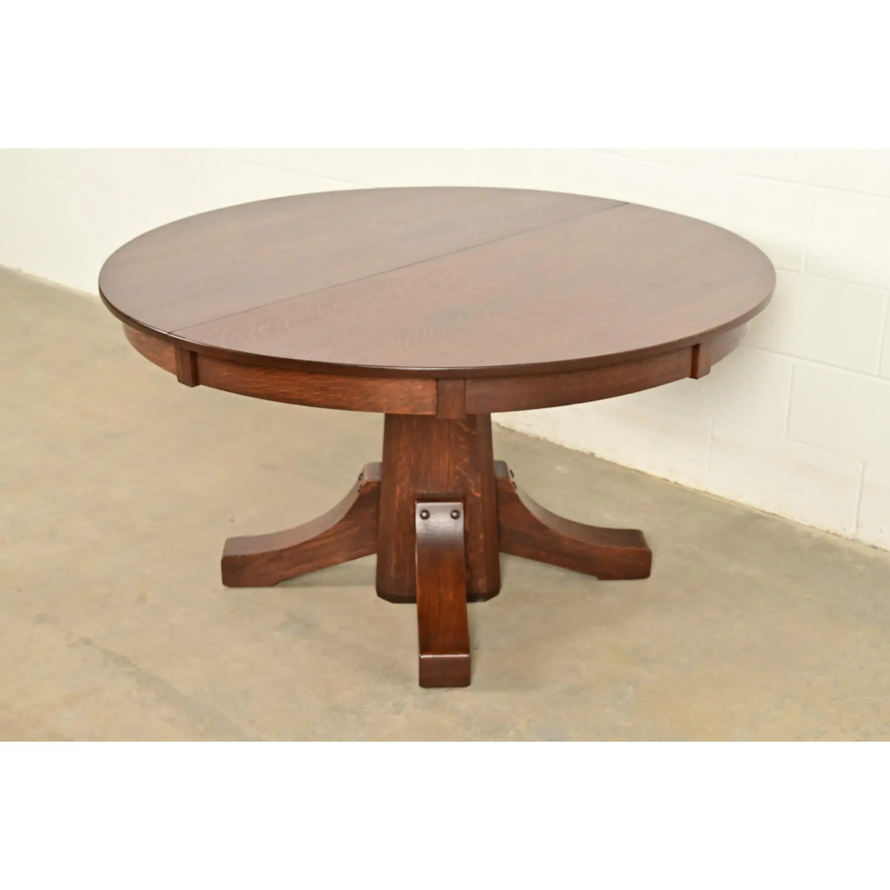 Stickley Brothers Antique Mission Oak Arts & Crafts Pedestal Extension Dining Table, Newly Refinished - Image 4