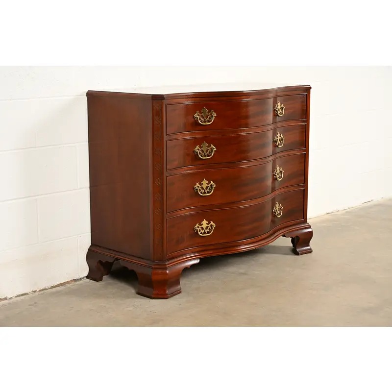 Baker Furniture Historic Charleston Chippendale Carved Mahogany Serpentine Front Dresser Chest - Image 5