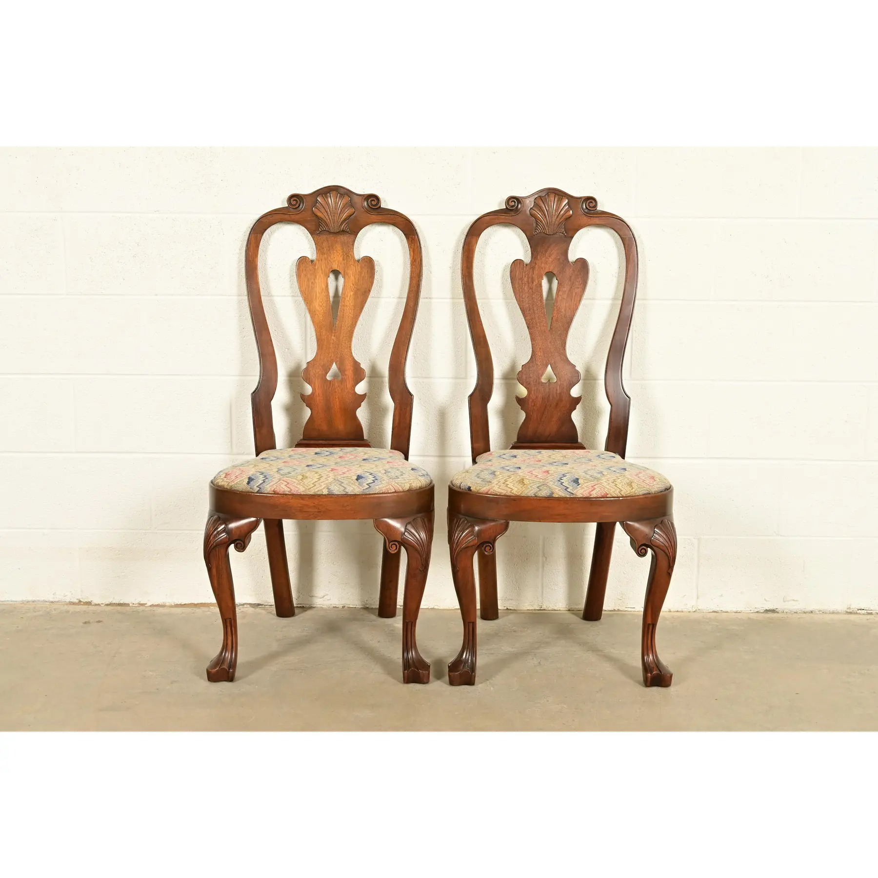 Kittinger Georgian Carved Mahogany Side Chairs or Dining Chairs, Pair - Image 4
