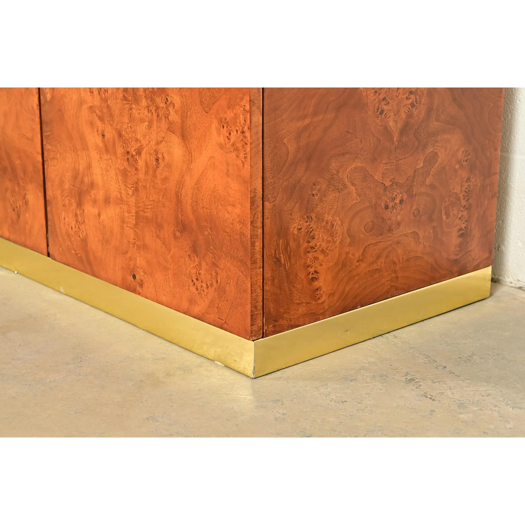 Pierre Cardin Mid-Century Modern Burl Wood and Brass Sideboard Credenza, 1970s - Image 14