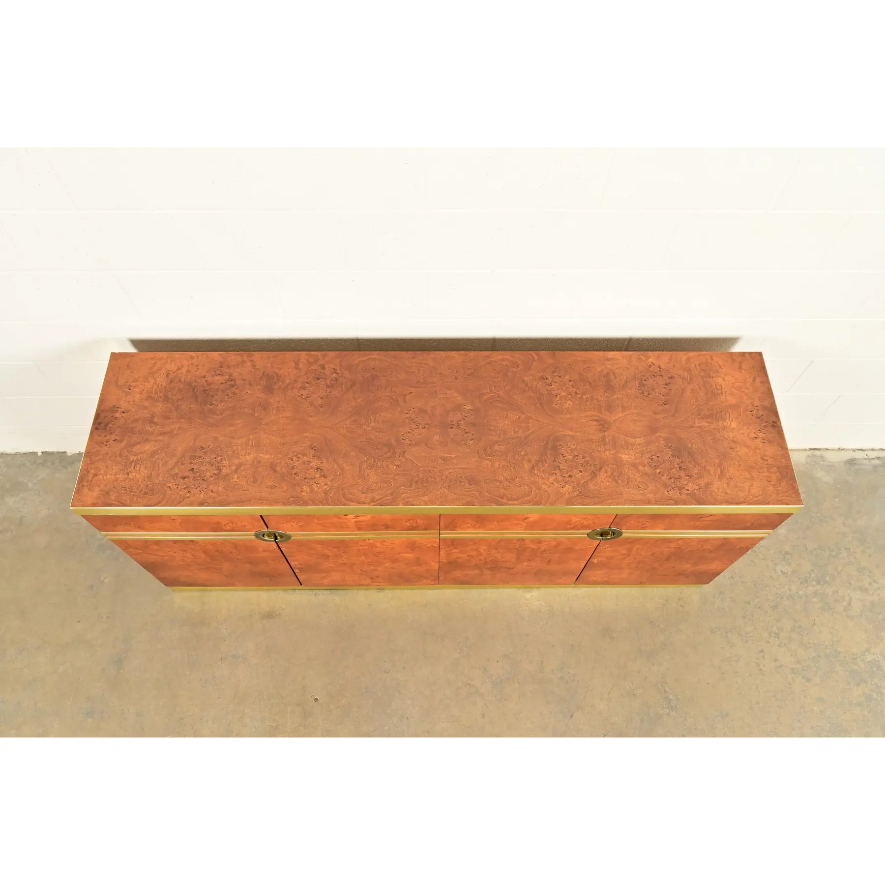 Pierre Cardin Mid-Century Modern Burl Wood and Brass Sideboard Credenza, 1970s - Image 15