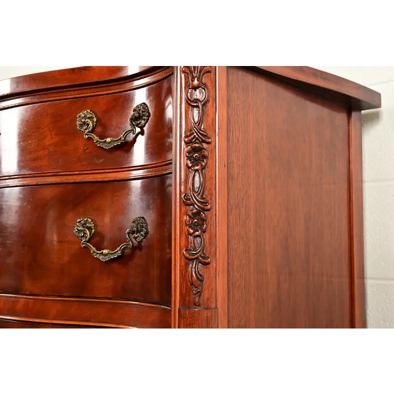 Century Furniture Georgian Carved Flame Mahogany Serpentine Front Five-Drawer Highboy Dresser | Circa 1950s - Image 10