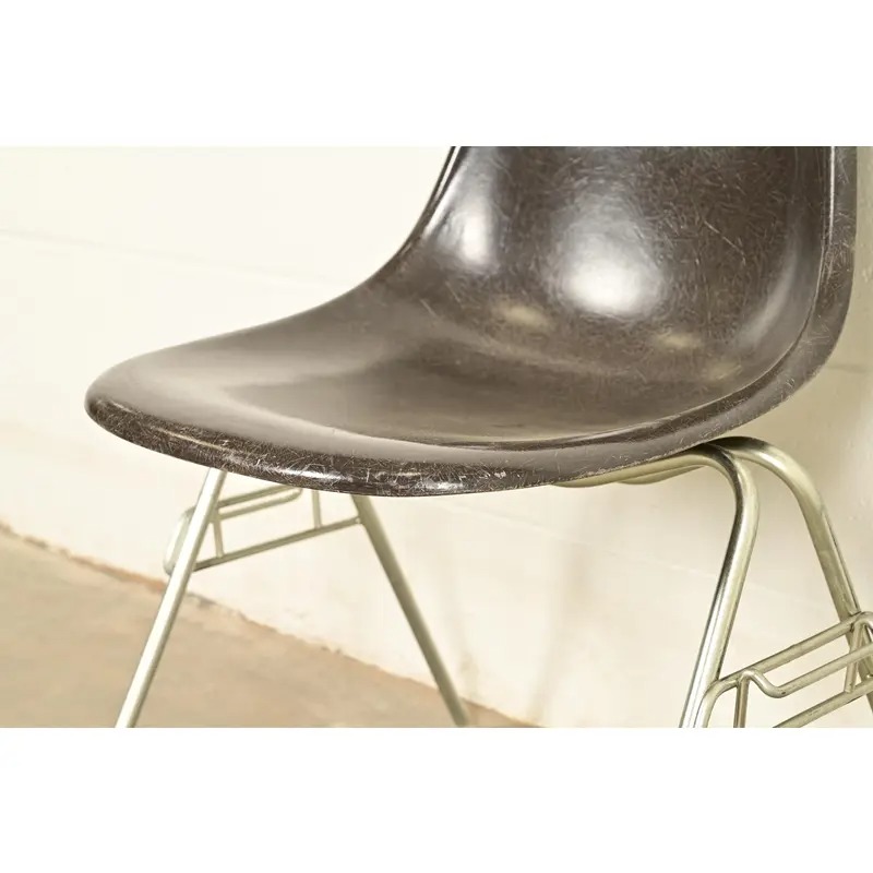 Charles & Ray Eames for Herman Miller DSS Seal Brown Stacking Shell Chairs | Set of Ten - Image 10