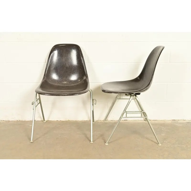Charles & Ray Eames for Herman Miller DSS Seal Brown Stacking Shell Chairs | Set of Ten - Image 12