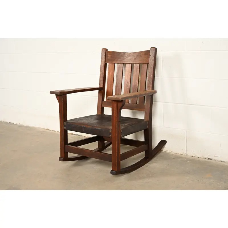 Gustav Stickley Antique Mission Oak Arts & Crafts Rocking Chair, Circa 1910