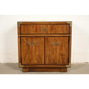 Drexel Heritage Mid-Century Modern Hollywood Regency Campaign Walnut Nightstand, 1970s