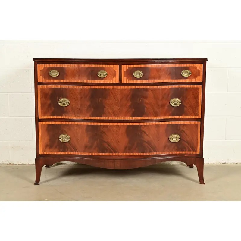 Antique Georgian Banded Flame Mahogany Chest of Drawers by Luce Furniture, Circa 1920s