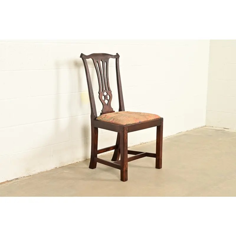 18th Century Antique Thomas Chippendale Period Carved Mahogany Side Chair or Dining Chair - Image 2