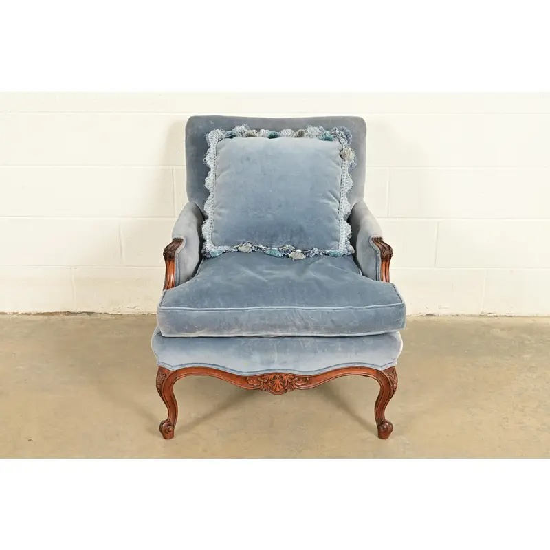 Baker Furniture Style French Provincial Louis XV Carved Walnut Velvet Upholstered Lounge Chair and Ottoman | Circa 1960s - Image 2