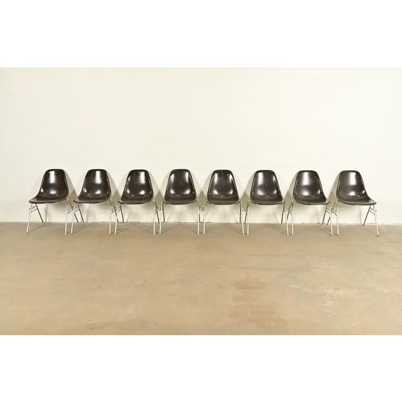Charles & Ray Eames for Herman Miller DSS Seal Brown Stacking Shell Chairs | Set of Eight - Image 3