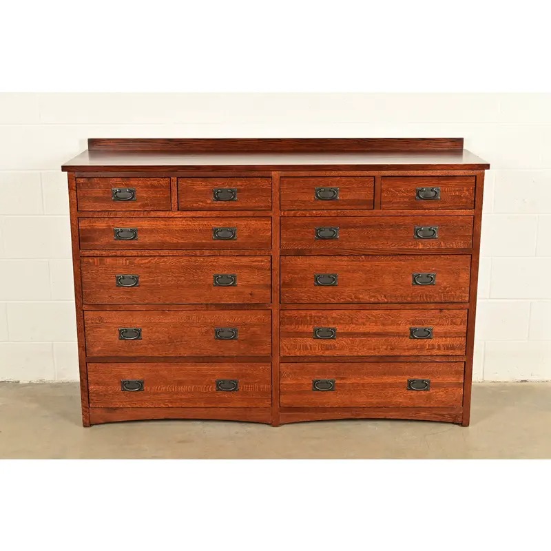 Stickley Style Mission Oak Arts & Crafts Twelve-Drawer Dresser or Chest of Drawers - Image 3