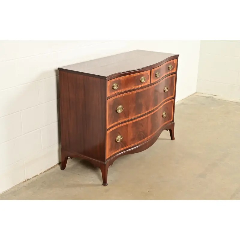 Antique Georgian Banded Flame Mahogany Chest of Drawers by Luce Furniture, Circa 1920s - Image 4