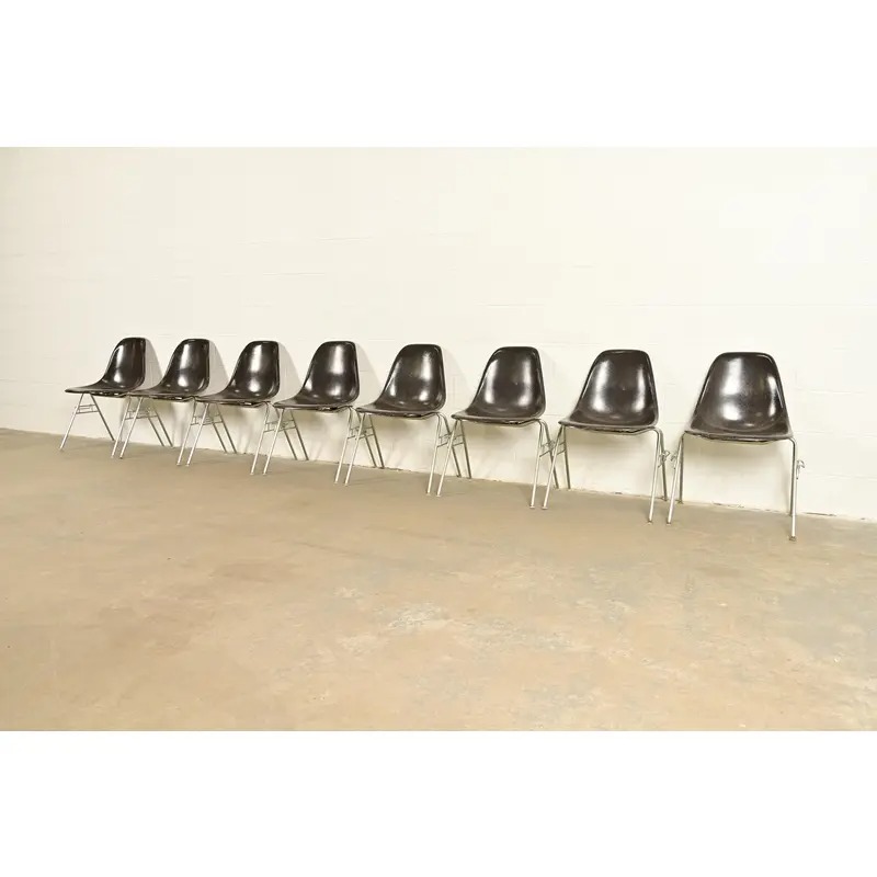 Charles & Ray Eames for Herman Miller DSS Seal Brown Stacking Shell Chairs | Set of Eight - Image 4