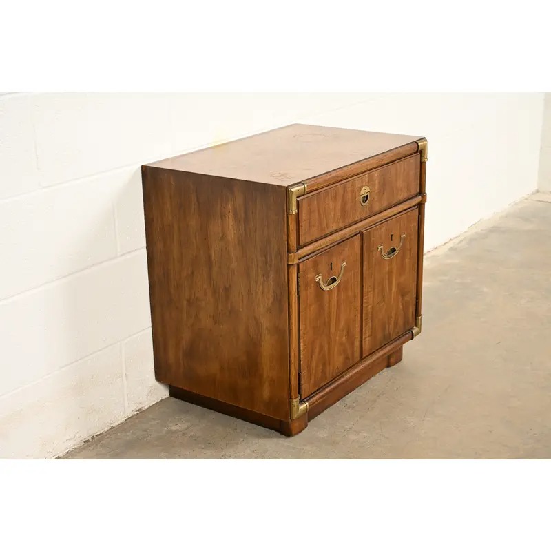 Drexel Heritage Mid-Century Modern Hollywood Regency Campaign Walnut Nightstand, 1970s - Image 4