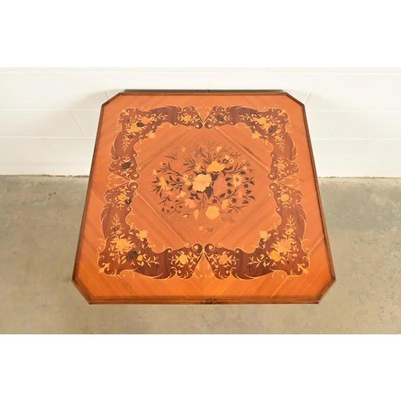 Italian Louis XVI Kingwood Inlaid Marquetry Flip Top Game Table - Image 5