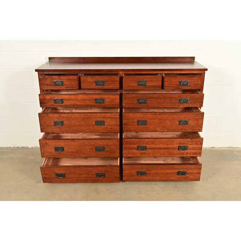 Stickley Style Mission Oak Arts & Crafts Twelve-Drawer Dresser or Chest of Drawers - Image 5