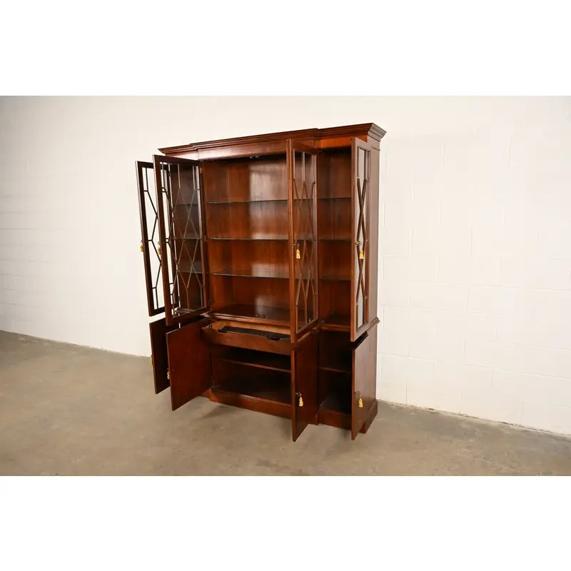 Baker Furniture Historic Charleston Georgian Inlaid Mahogany Breakfront Bookcase Cabinet - Image 6