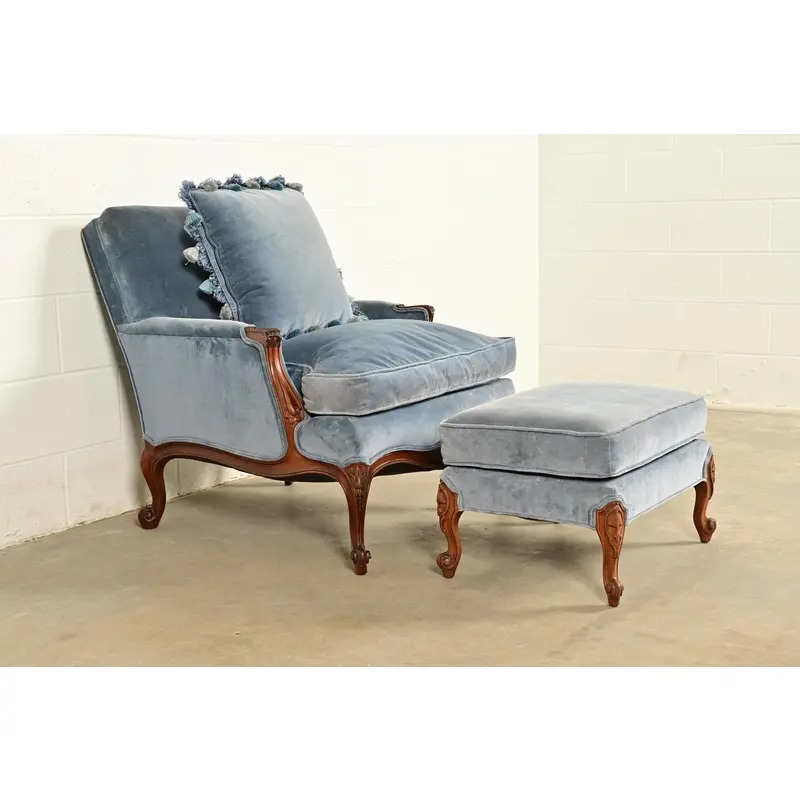Baker Furniture Style French Provincial Louis XV Carved Walnut Velvet Upholstered Lounge Chair and Ottoman | Circa 1960s - Image 6