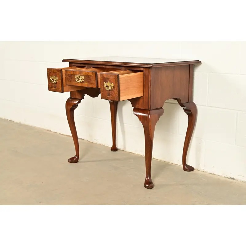 Councill Furniture Queen Anne Inlaid Mahogany Lowboy Dresser or Console Table - Image 6