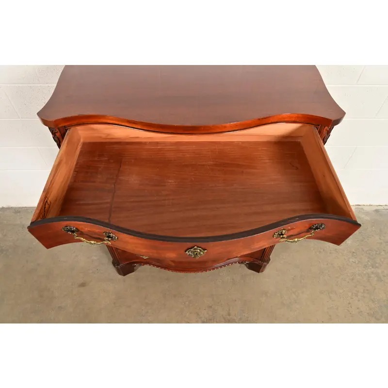 Century Furniture Georgian Carved Flame Mahogany Serpentine Front Five-Drawer Highboy Dresser | Circa 1950s - Image 7