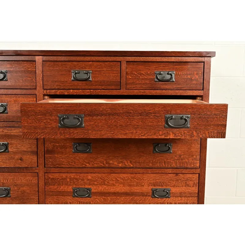 Stickley Style Mission Oak Arts & Crafts Twelve-Drawer Dresser or Chest of Drawers - Image 8