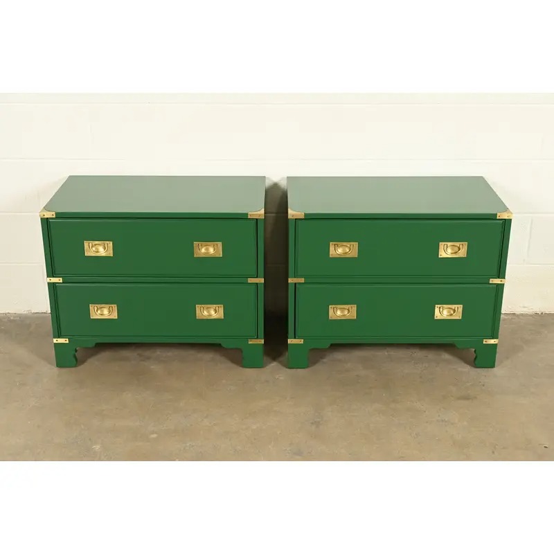Drexel Heritage Mid-Century Hollywood Regency Campaign Green Lacquered Nightstands | Pair - Image 2