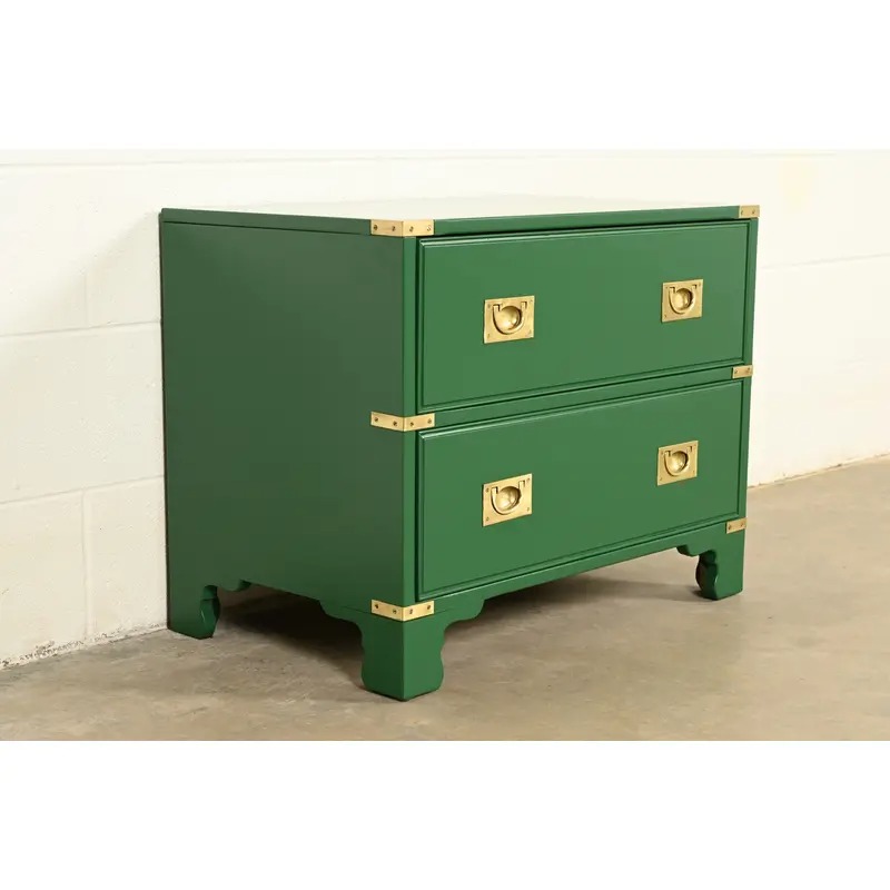 Drexel Heritage Mid-Century Hollywood Regency Campaign Green Lacquered Nightstand | Circa 1970s - Image 4