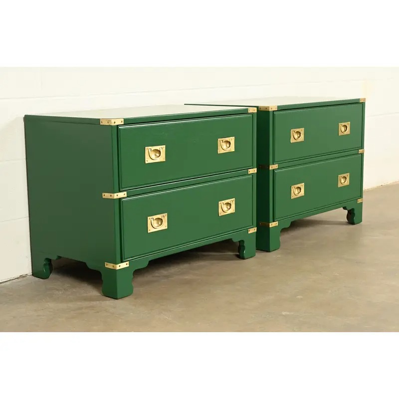 Drexel Heritage Mid-Century Hollywood Regency Campaign Green Lacquered Nightstands | Pair - Image 4