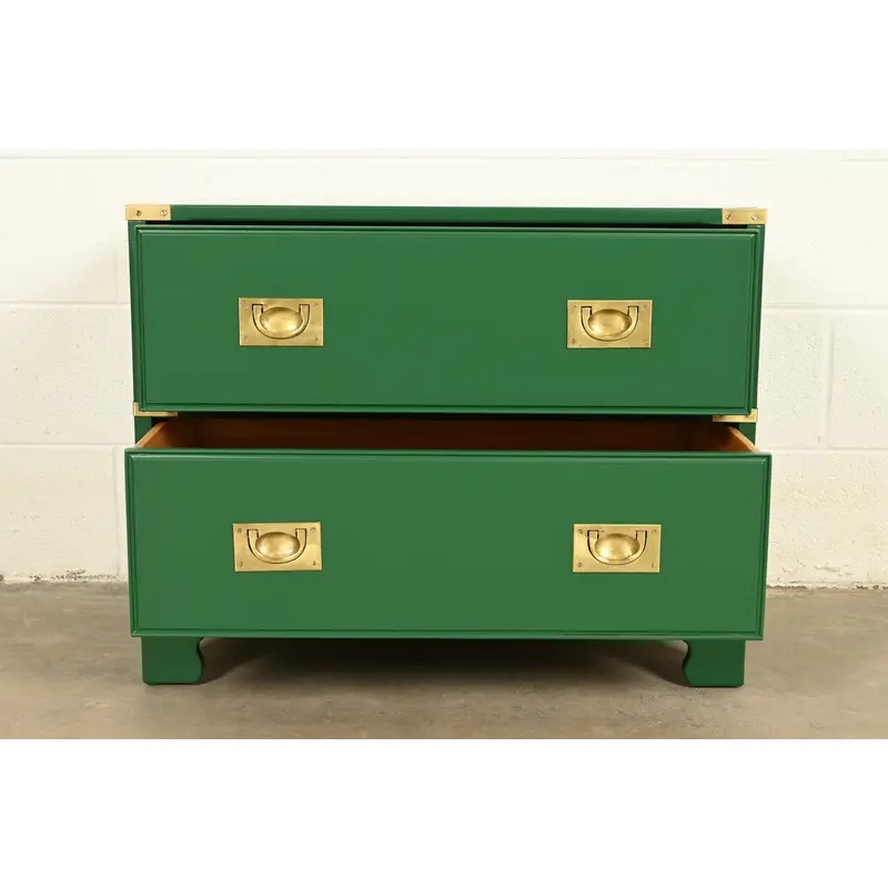 Drexel Heritage Mid-Century Hollywood Regency Campaign Green Lacquered Nightstand | Circa 1970s - Image 5