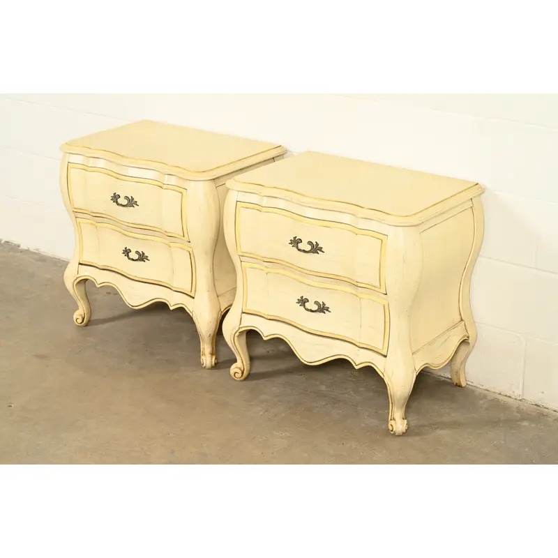 White Furniture French Provincial Louis XV Cream Lacquered Nightstands, Pair - Image 6