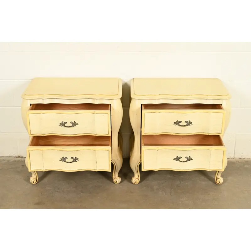 White Furniture French Provincial Louis XV Cream Lacquered Nightstands, Pair - Image 8