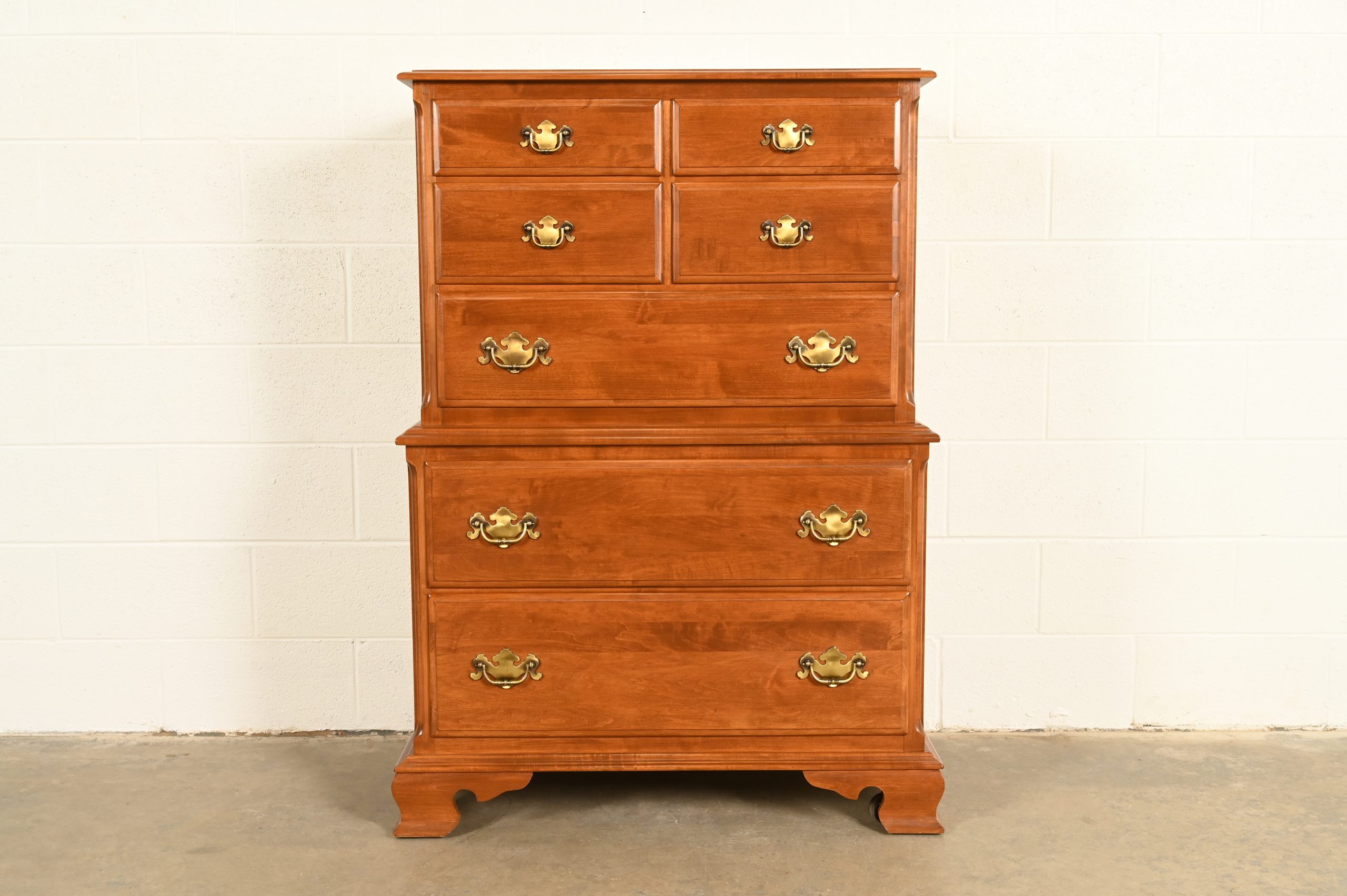Ethan Allen Early American Solid Maple Chest-on-Chest Seven-Drawer Highboy Dresser