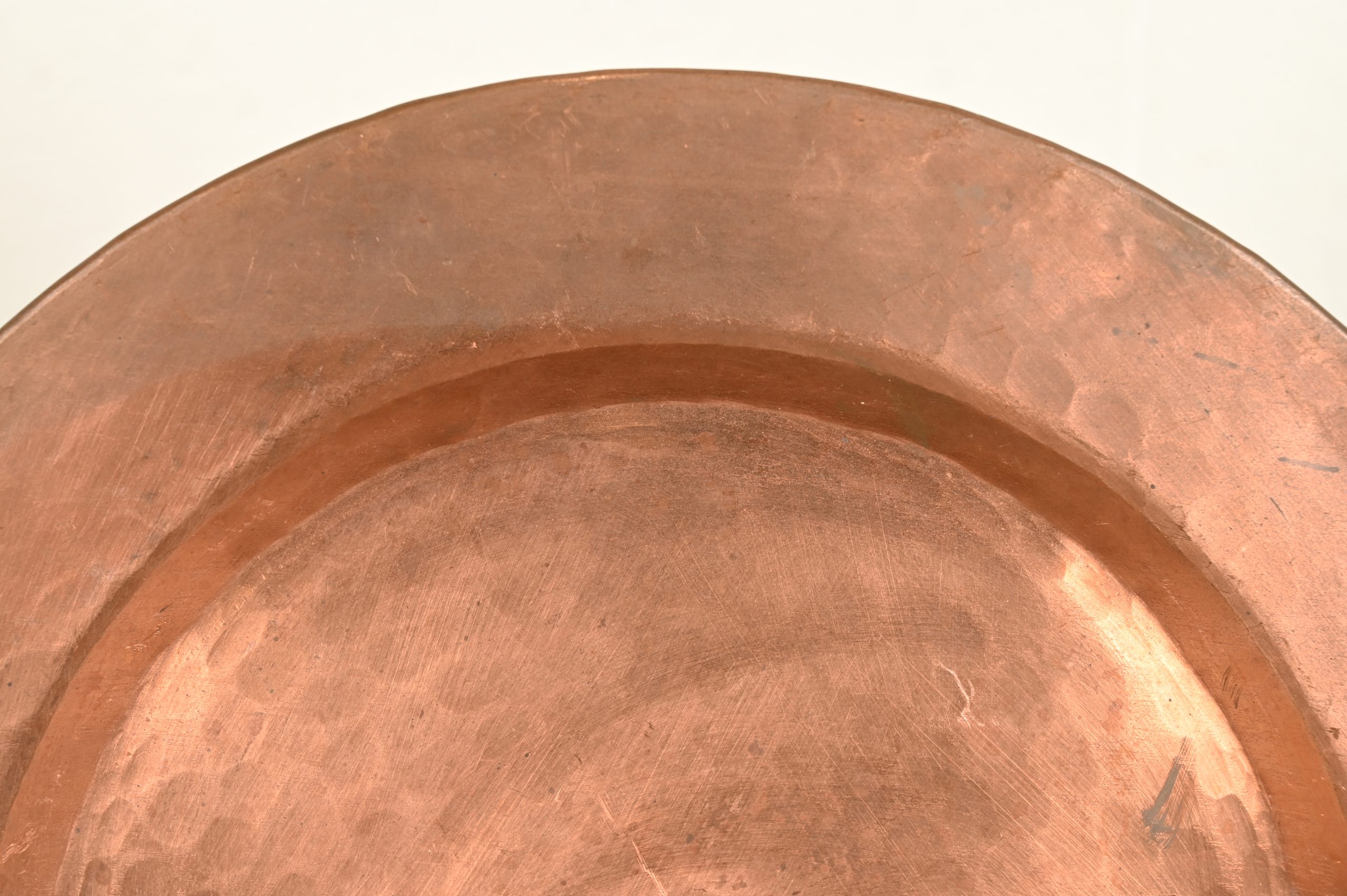 Roycroft Style Arts & Crafts Hammered Copper Charger Plate or Tray - Image 4