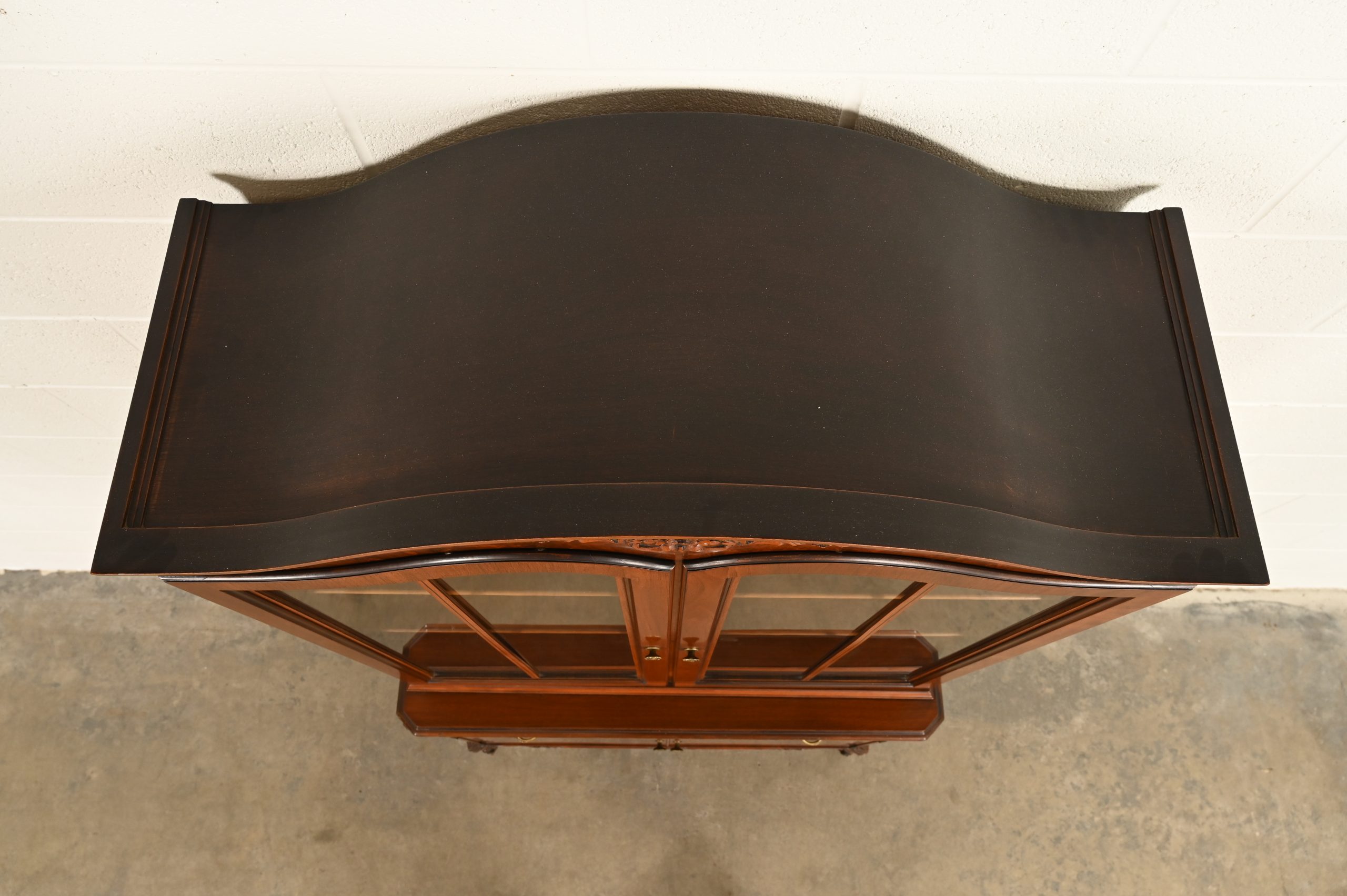 Romweber French Provincial Louis XV Carved Walnut and Burl Wood Breakfront Bookcase Cabinet, Circa 1930s - Image 7