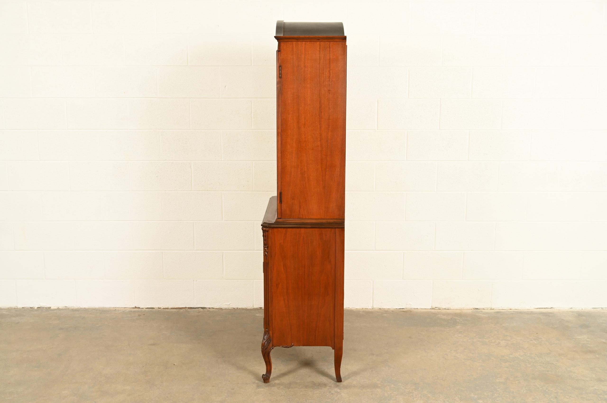 Romweber French Provincial Louis XV Carved Walnut and Burl Wood Breakfront Bookcase Cabinet, Circa 1930s - Image 15