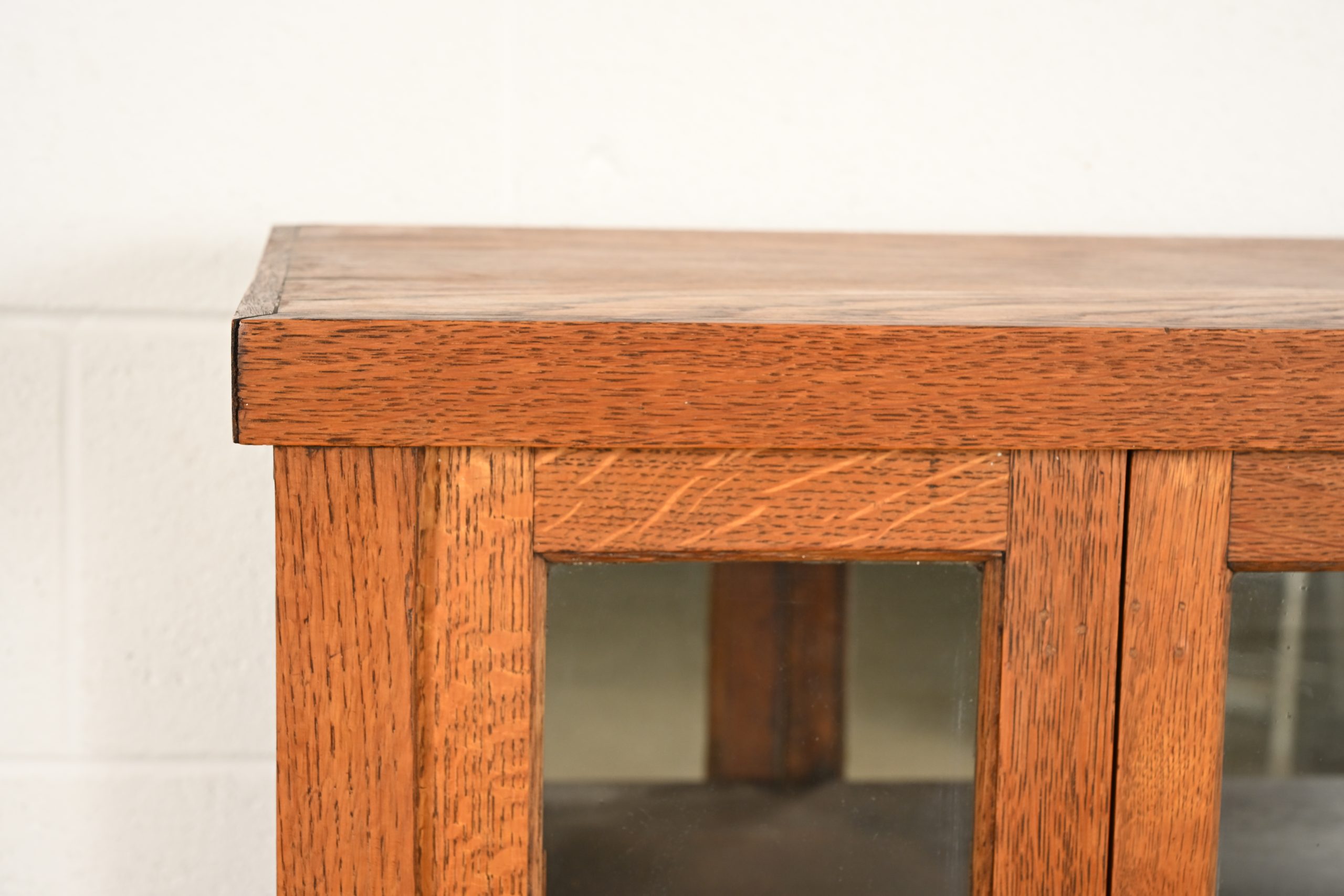 Berkey & Gay Style Antique Mission Oak Arts & Crafts Bookcase Cabinet, Circa 1910 - Image 7