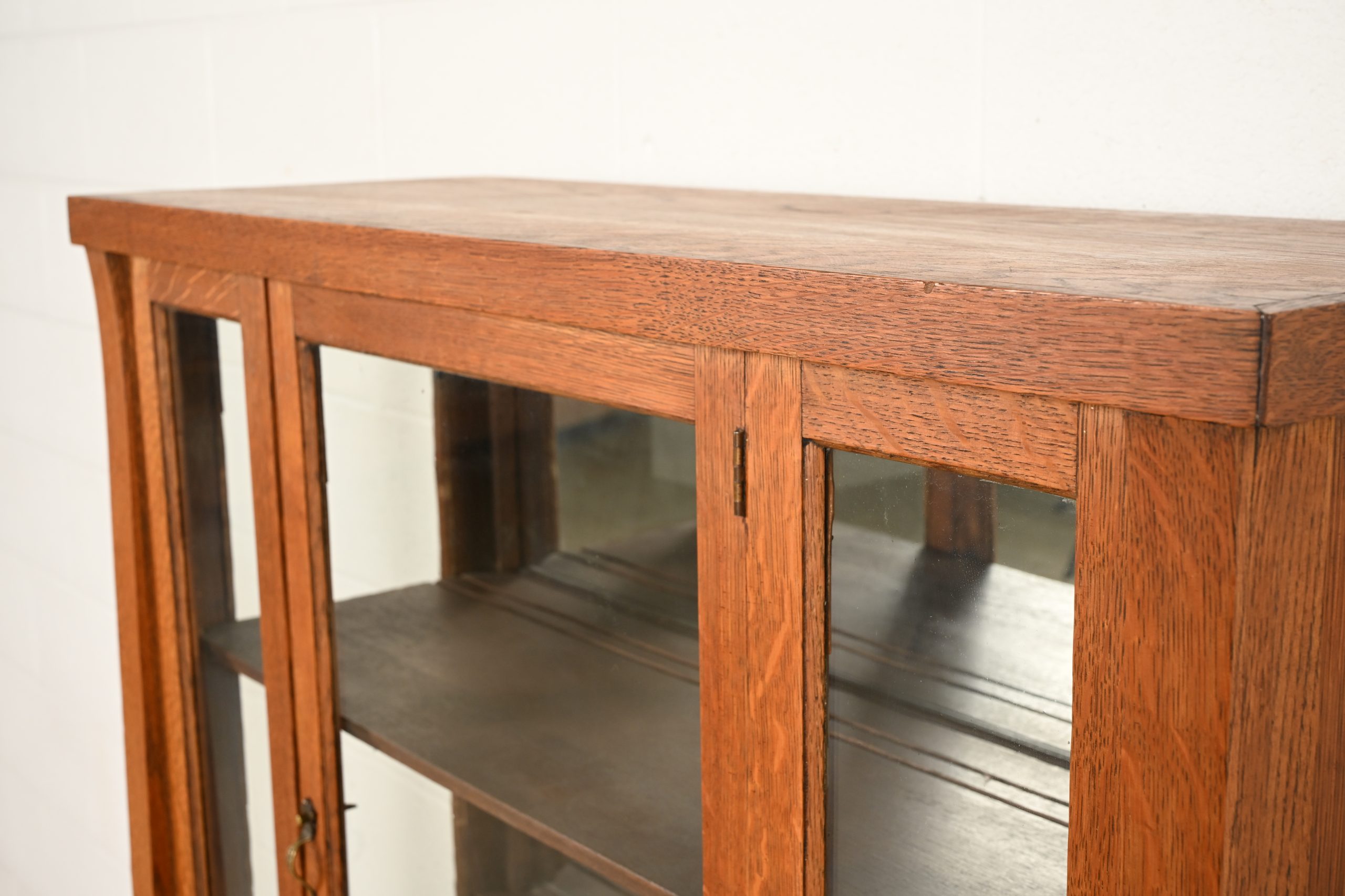 Berkey & Gay Style Antique Mission Oak Arts & Crafts Bookcase Cabinet, Circa 1910 - Image 8
