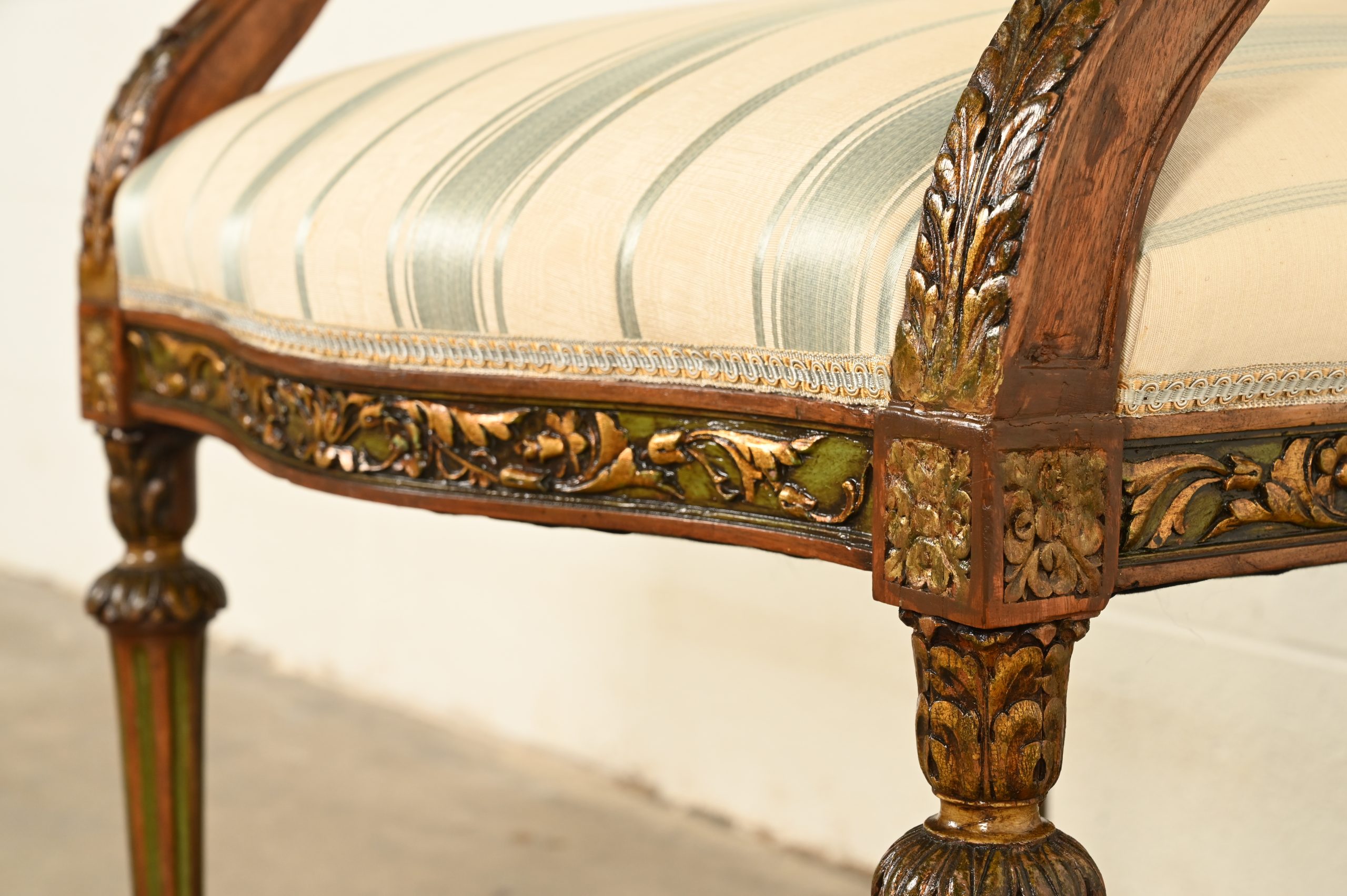 Karges Style French Regency Louis XVI Carved Mahogany and Gold Gilt Dining Chairs, Set of Eight - Image 10