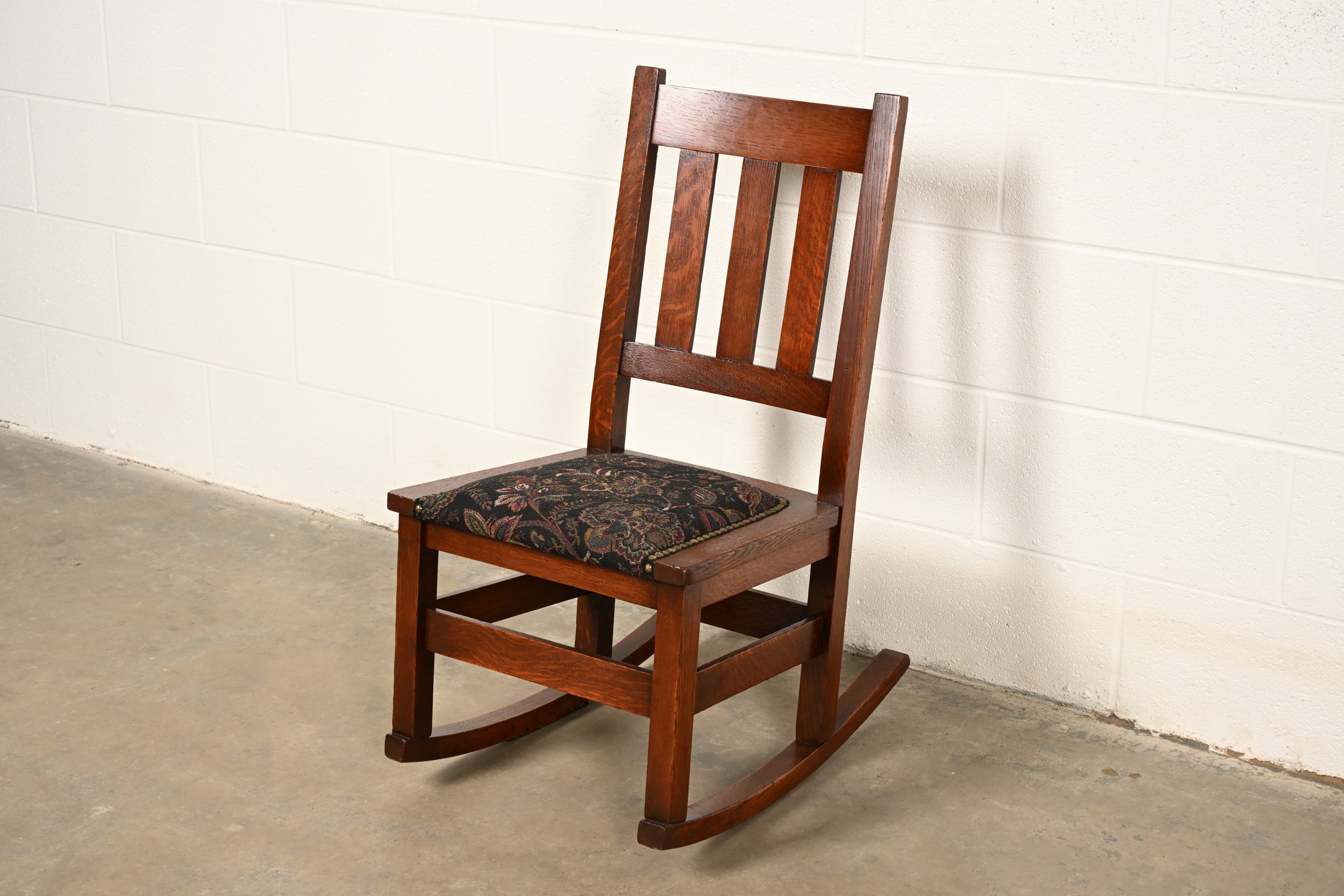Stickley Brothers Antique Mission Oak Arts & Crafts Sewing Rocking Chair, Circa 1900 - Image 4